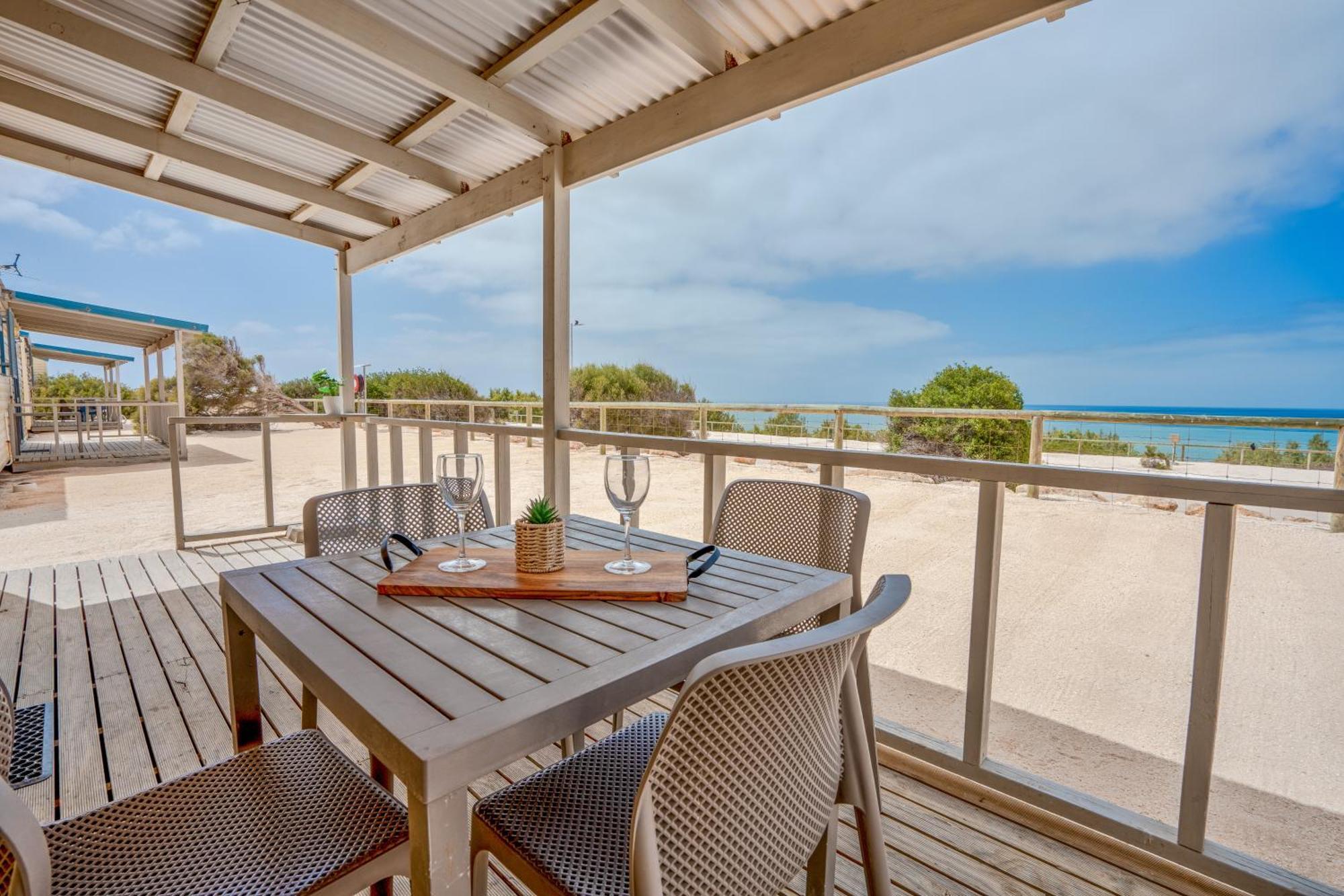 Tasman Holiday Parks - Denham Seaside Екстериор снимка