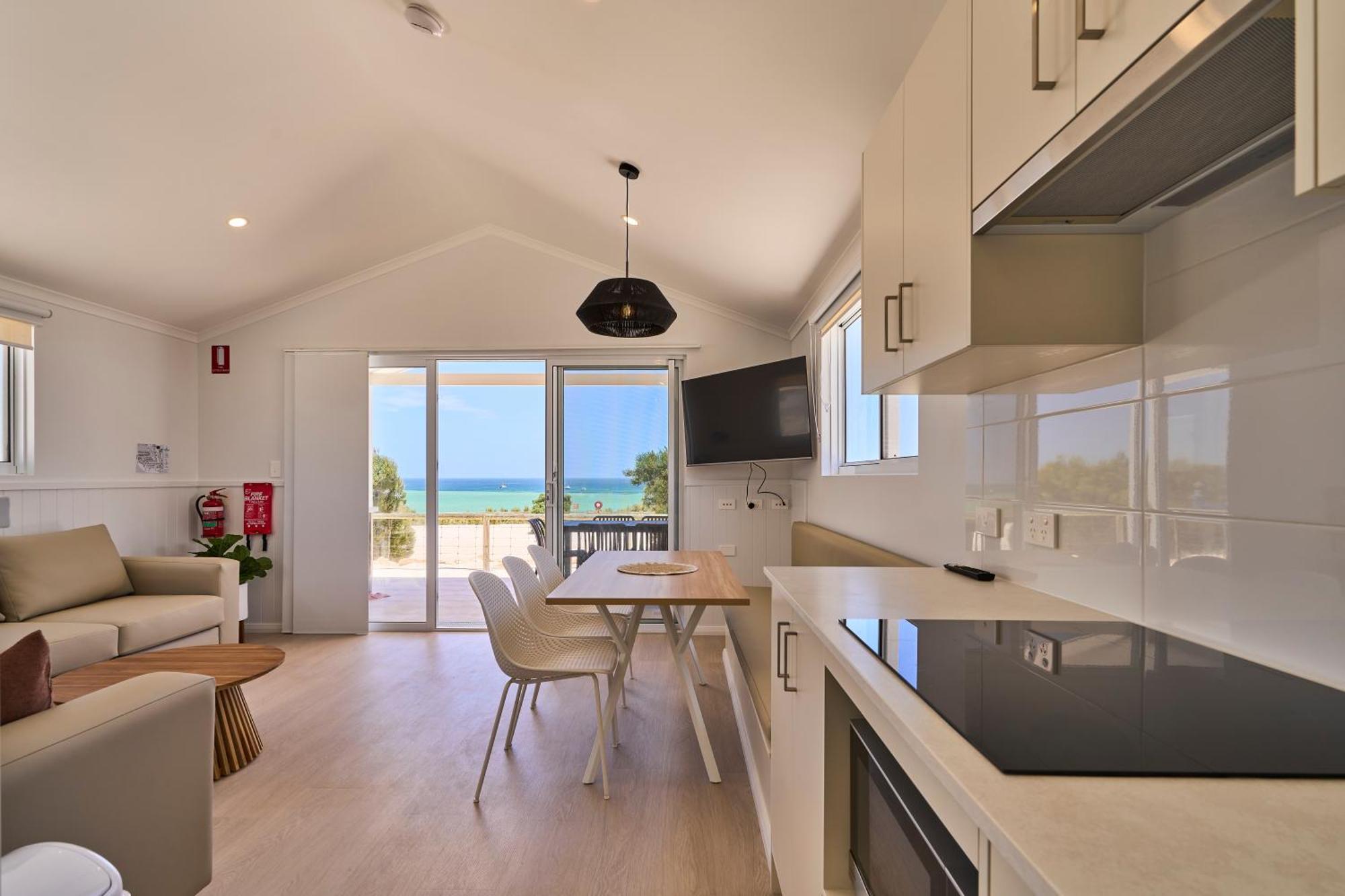 Tasman Holiday Parks - Denham Seaside Екстериор снимка