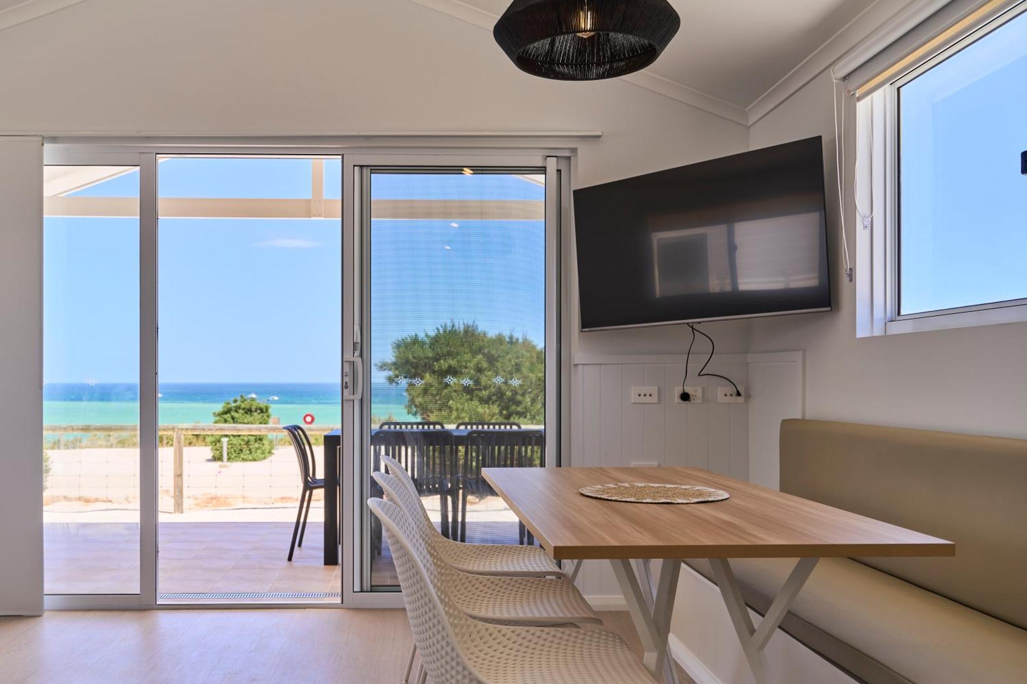Tasman Holiday Parks - Denham Seaside Екстериор снимка